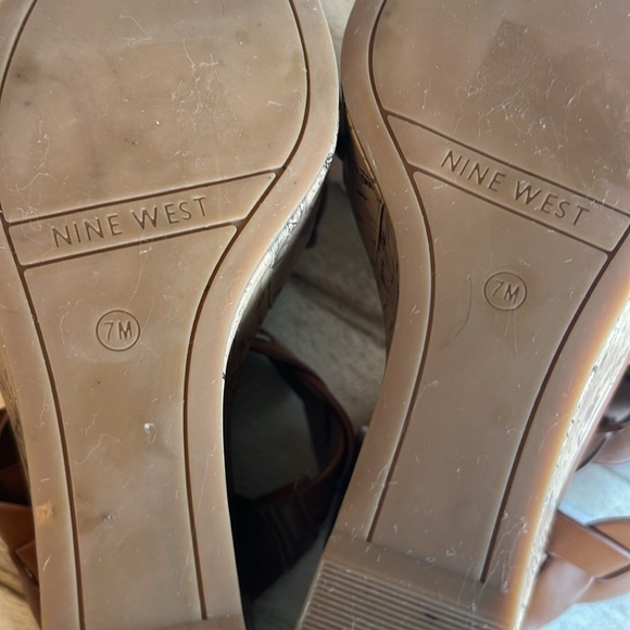 Nine West - Brown Leather Wedges - Size 7M - Picture 8 of 11